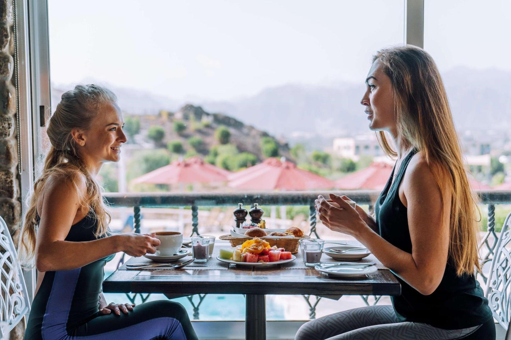 Ja Hatta Fort Hotel Buitenkant foto